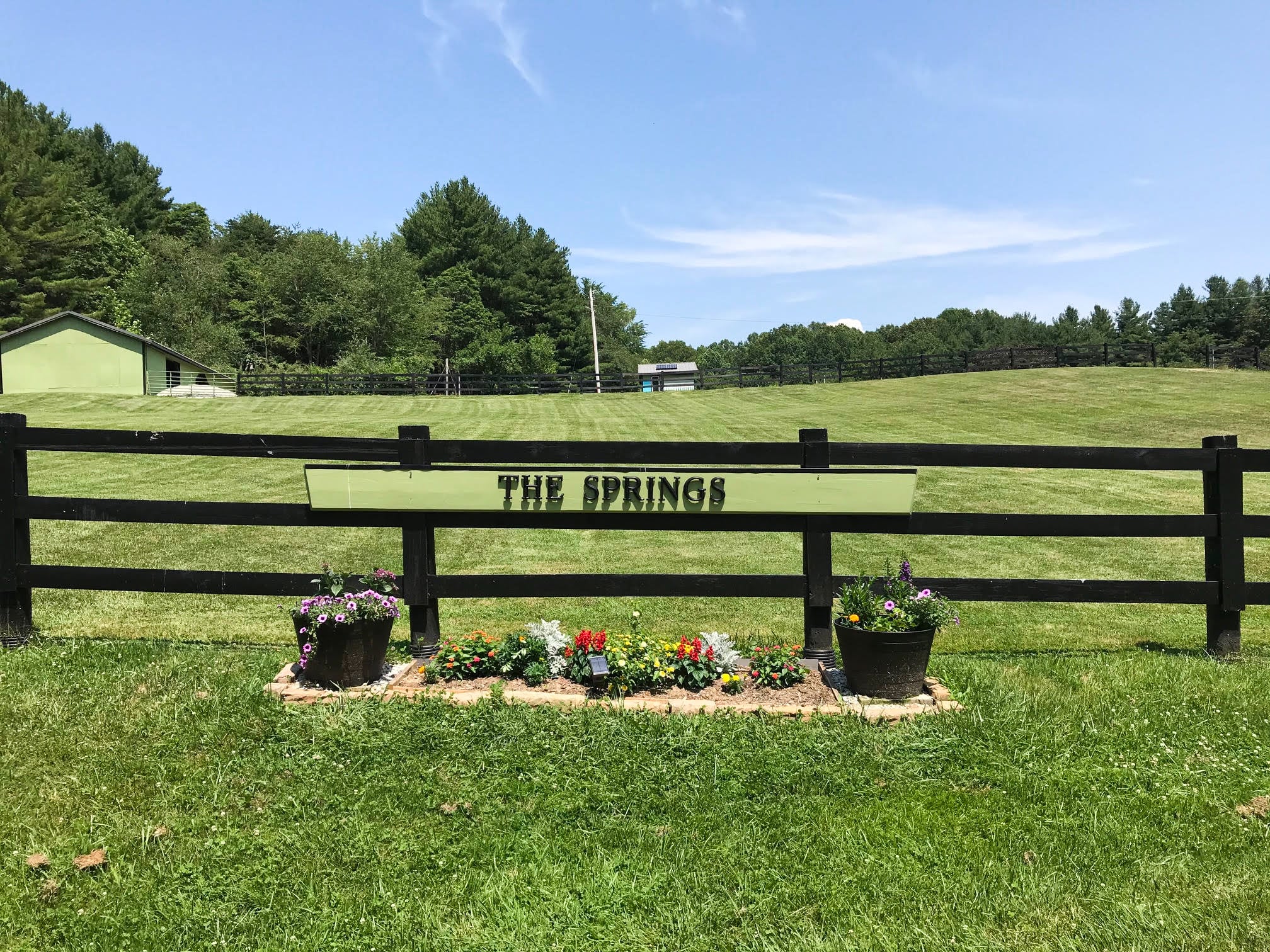 Cabin In Oldenburg Indiana Frontier & Mountaineer Deluxe