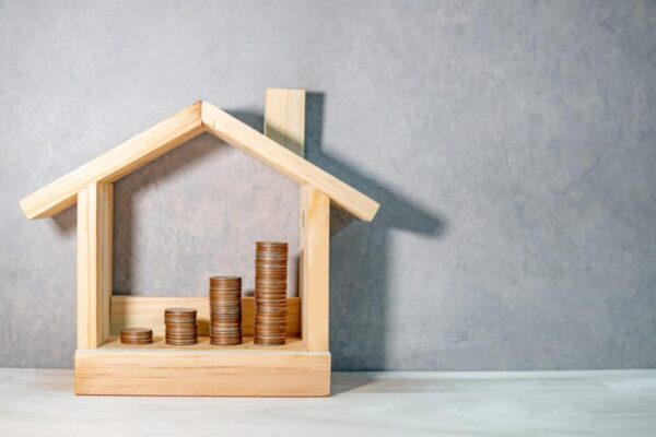make wise investments with a luxury log cabin