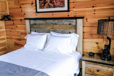 small cabin with a nice bedroom