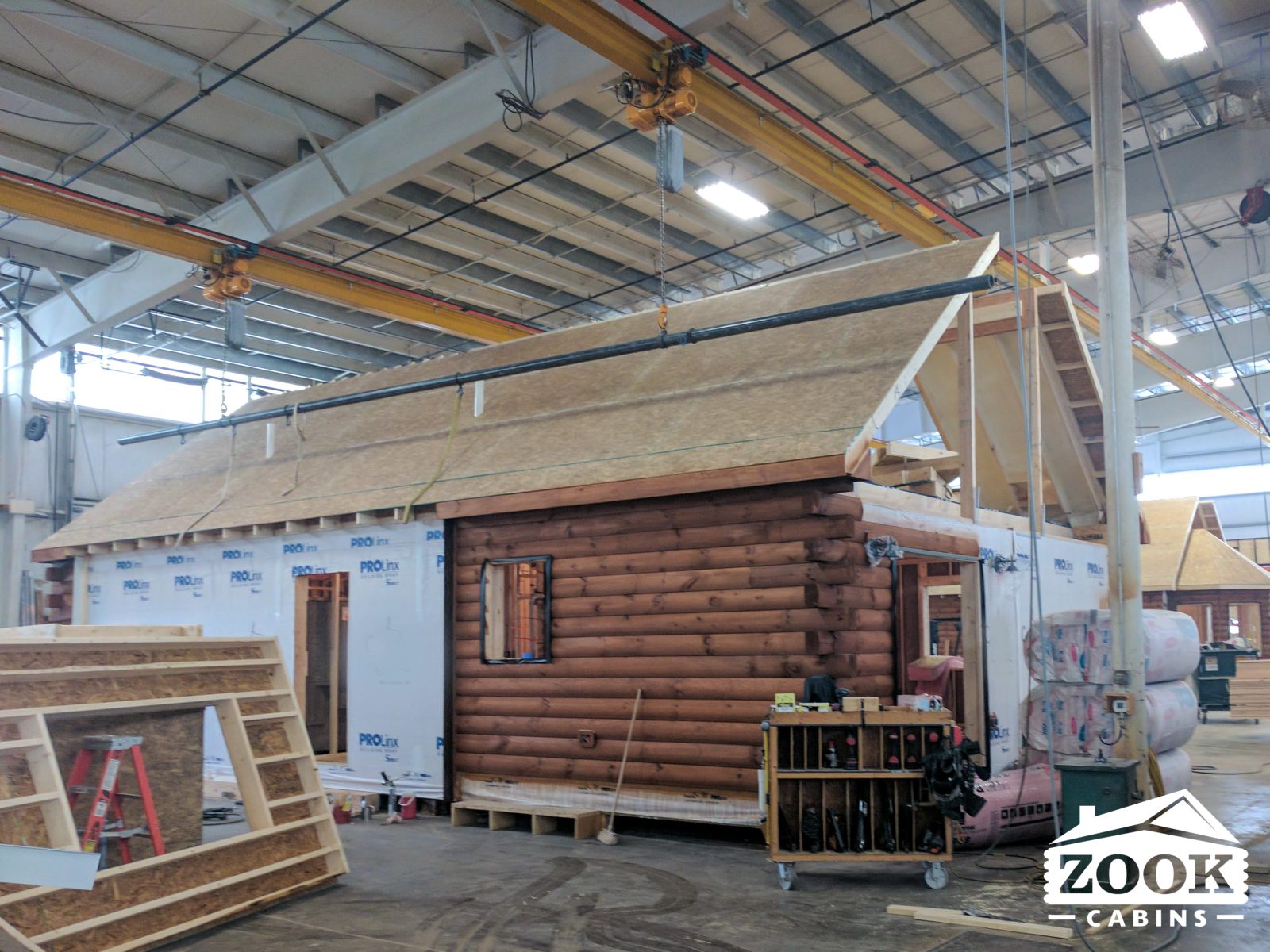 Amish log cabin builder