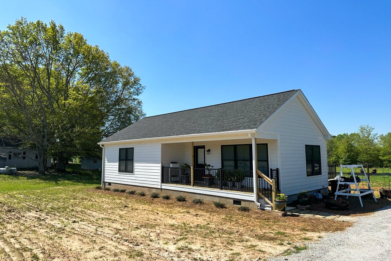 24x44 Modern Cabin In Cleveland, GA Zook Cabins